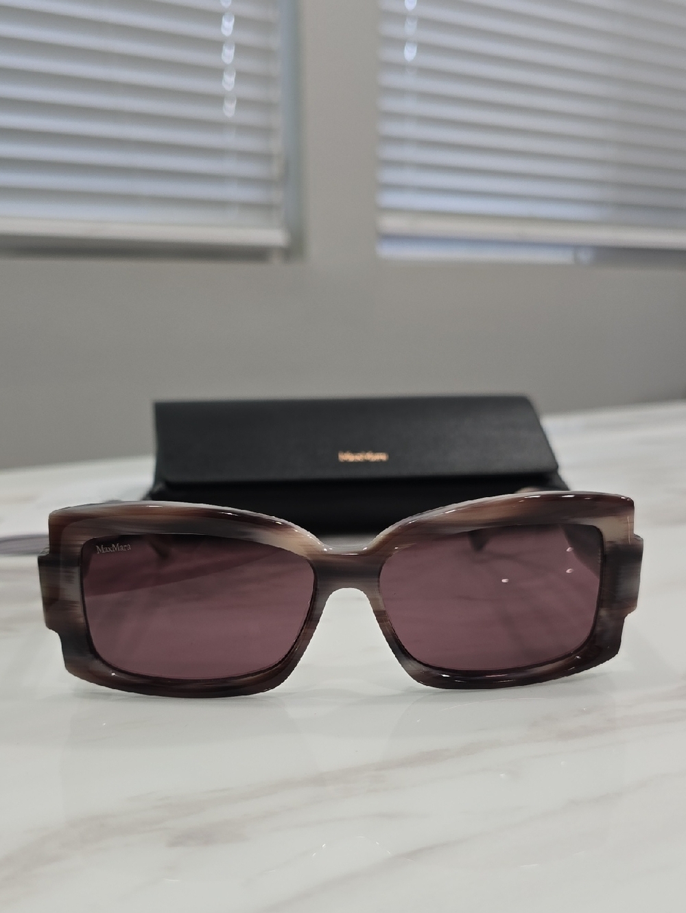 Max Mara Rectangular Sunglasses (Lee-3 MM0140) - NEW WITH CASE